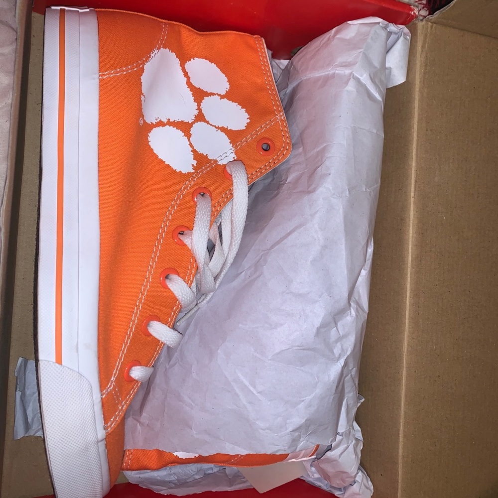 Clemson Canvas shoes size 9.5 BRAND NEW IN BOX